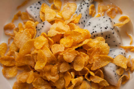 pitaya in corn flakes