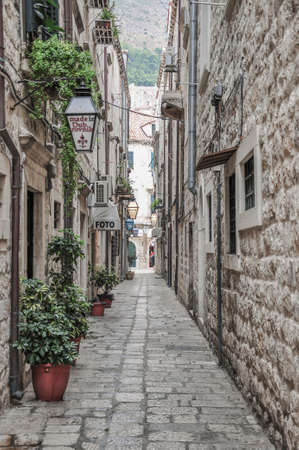 Typical narrow street inside Dubrovnik old town in Croatia.のeditorial素材