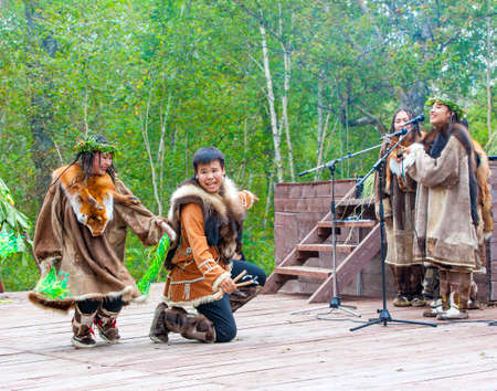 KAMCHATKA, RUSSIA - SEPTEMBER 09, 2017:  Aborigine of Kamchatka dancing on dance marathon. Feast of the Aborigines of Kamchatka "Alhalalay".のeditorial素材