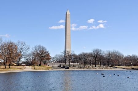 Washington Monument in the Winterの写真素材