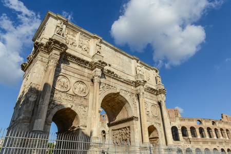 Arch of Constantine, Rome, Italy. Built to commemorate the emperor\'s victory over his rival Maxentius in AD 312.の写真素材