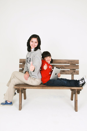 Asian mom and child - isolated on whiteのeditorial素材
