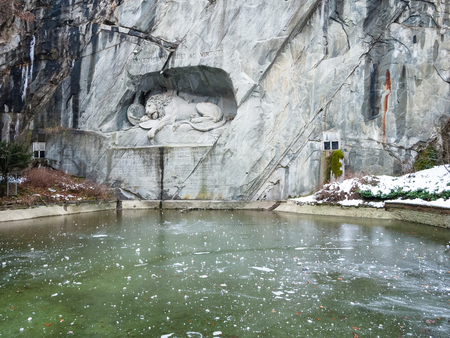 Lion monument in Lucerne, Lucerne, Switzerlandのeditorial素材