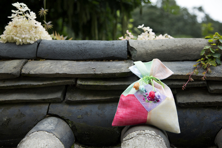 the Korean traditional gift packing picture with natural background.の写真素材