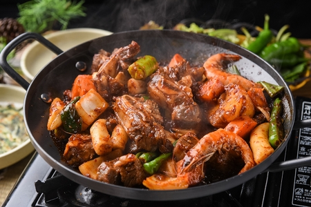 LA galbi back ribs stew cooked with Korean spicy sauce