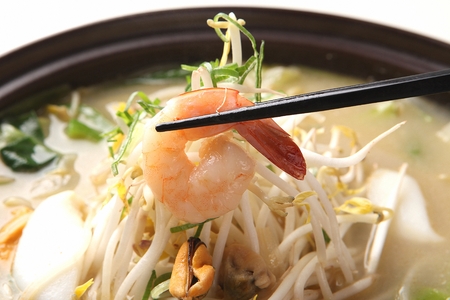 Seafood with noodles in a buttery pork broth, Nagasaki Jjambbong