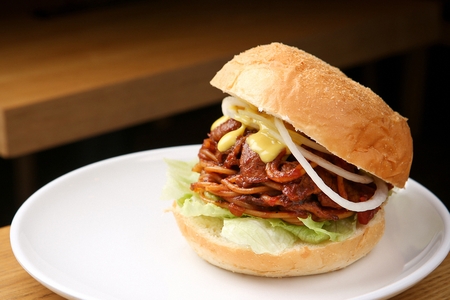 spagetti burger