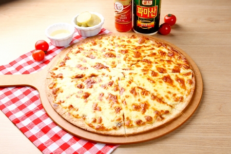 cheese pizzaのeditorial素材