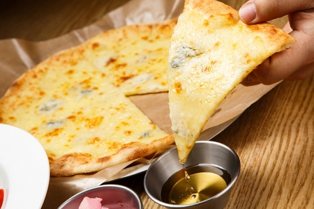 gorgonzola cheese pizzaの写真素材
