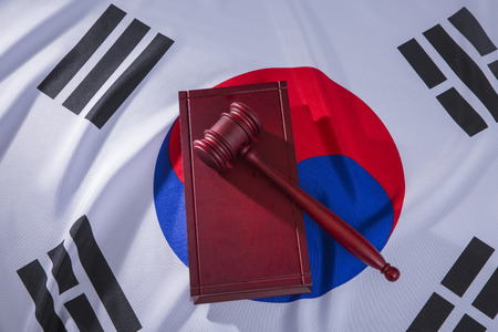 An emblem of Korea and Koreans concept, with national flag 'Taegukgi', national flower 'Rose of Sharon' and so on. 112の写真素材