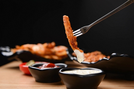 fried squid dipped in mayonnaise sauce