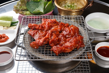 spicy stir-fried chicken with vegetablesの写真素材