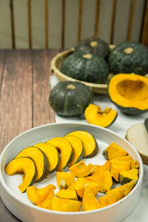 Autumn harvest time, fresh pumpkin and chestnut 174の写真素材