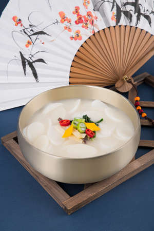 the Korean traditional wrapping cloth, refreshments and greeting card 025