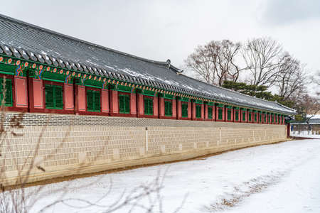 Korean traditional architecture, wintertime landscape of Korean palace 128のeditorial素材