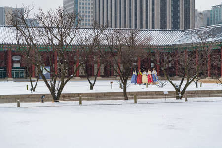 Korean traditional architecture, wintertime landscape of Korean palace 096のeditorial素材