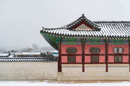 Korean traditional architecture, wintertime landscape of Korean palace 056のeditorial素材