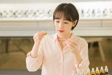 Making perfumes class, DIY concept 053