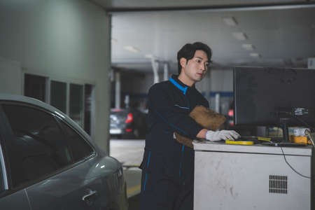 auto vehicle Service repair center concept with maintenance staffの写真素材
