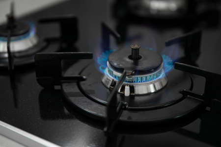 flame, turned on gas stove