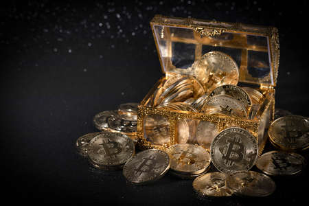 bitcoin in treasure box, chestの写真素材