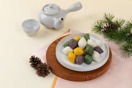 Korean traditional food, songpyeon rice cake and tea setの写真素材