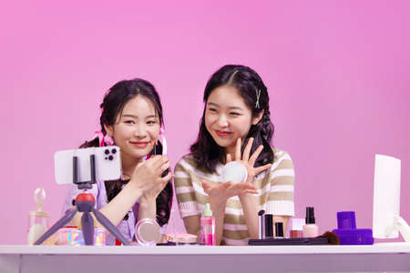 mz generation influencer, creator concept : on beauty live stream show