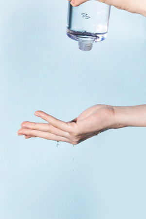 beauty hands motion series_using toner