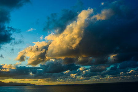 Sunrise/sunset in the Caribbeanの写真素材