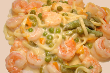 Close Up of Creamy Shrimp and Pasta の写真素材