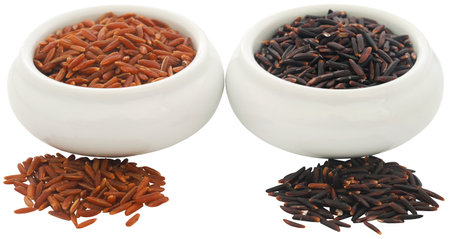 Red and black Jasmine rice in bowlsの写真素材