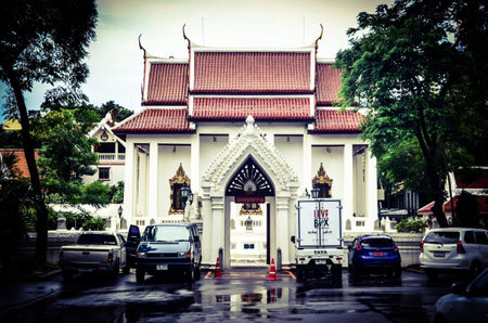 Wat Pathum Wanaram Temple, Bangkok, Thailand 
