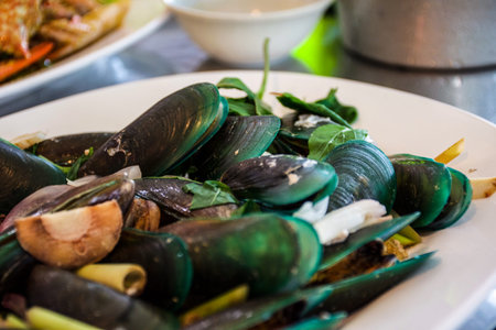 Steamed mussels with sweet basil and in Thai style