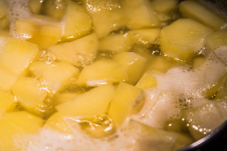 apple boils on the stoveの写真素材