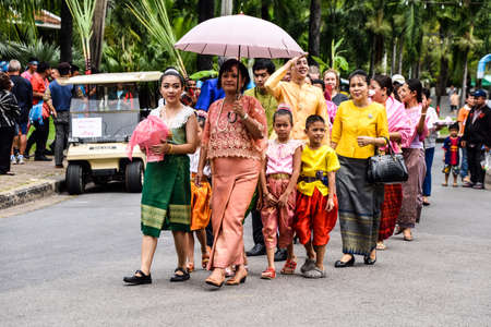 Bangkok,Thailand- January 16, 2016 : Thai Traditional Wedding demonstration  in Thailand Tourism Festival 2016 at Lumpini Park, Bangkok ,Thailandのeditorial素材