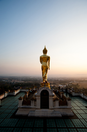 NAN, THAILAND - FEB 20 : Tourists Wat Phra That Kao Noi, Buddhist Temple and Historic Site National, northern of Thailand on FEB 20, 2011 in Nan, Thailandの写真素材