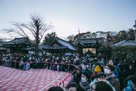 Kyoto, Japan -  February 3 2018 - Setsubun events in Rozanji Temple Kyoto,Japan. Setsubun means "division of seasons" It is used to mark the end of winter.People throw and scatter roasted beans inside and outside.のeditorial素材