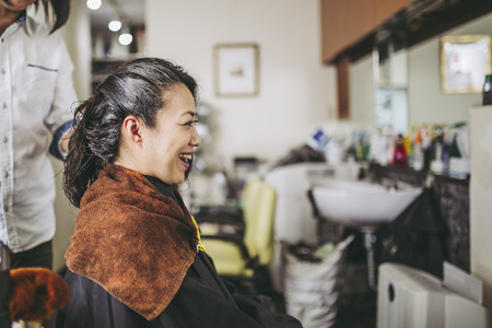 Asian women and hairdressersの写真素材