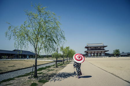 Kimono women and the Heijo Palaceのeditorial素材