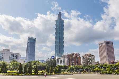 taipei,taiwan - May 10,2018 : Taipei 101 is a landmark supertall skyscraper in Xinyi District, Taipei, Taiwan.のeditorial素材