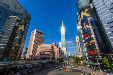 taipei,taiwan - May 10,2018 : Taipei 101 is a landmark supertall skyscraper in Xinyi District, Taipei, Taiwan.のeditorial素材