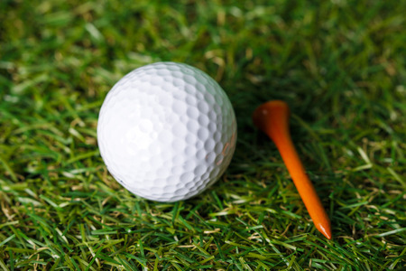 Golf balls and lawnの写真素材