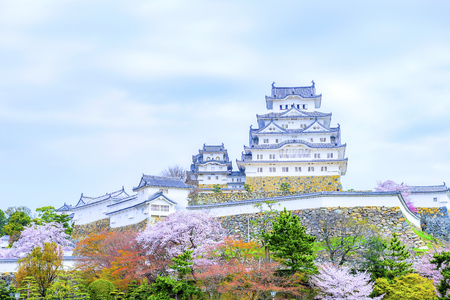 Hyogo,Japan - April 1, 2018: Himeji Castle and Cherry Blossoms in Hyogo, Japan. The castle is one of Japan's most famous landmarks.のeditorial素材