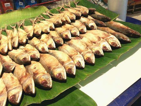 Mackerel on banana leafの素材
