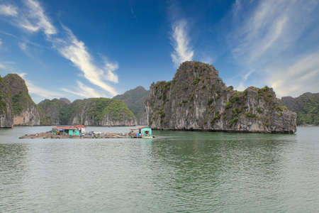 Thousand islands, the natural wonders of Halong Bay in Vietnamの写真素材