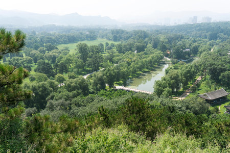 Lake And Pavilion In Chengde Summer Mountain Resortのeditorial素材