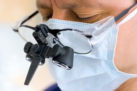 look of working surgeon with binocular glasses
の写真素材