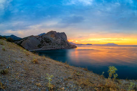golden sunset at seaの写真素材
