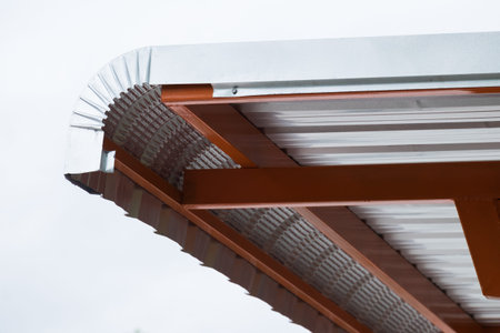 Metal sheet roof