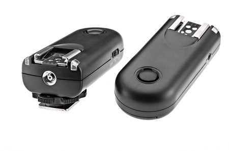 Trigger set for studio impulse flash lights